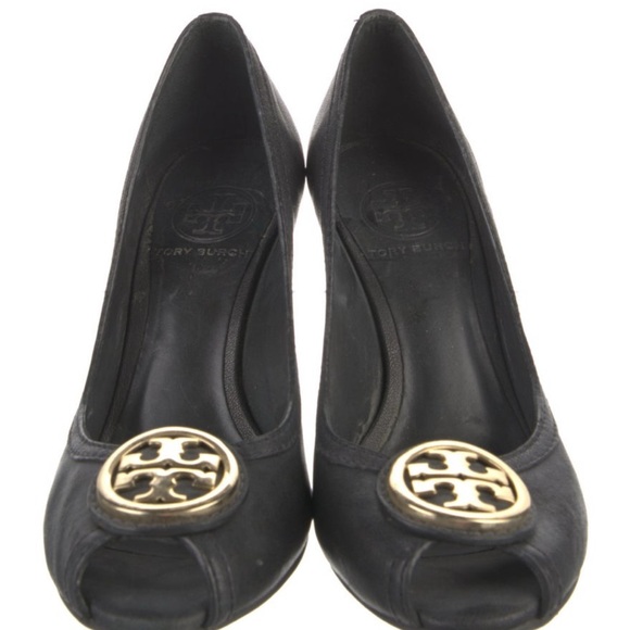 Tory Burch Black Wedges with Gold Logo Emblem - Picture 3 of 10